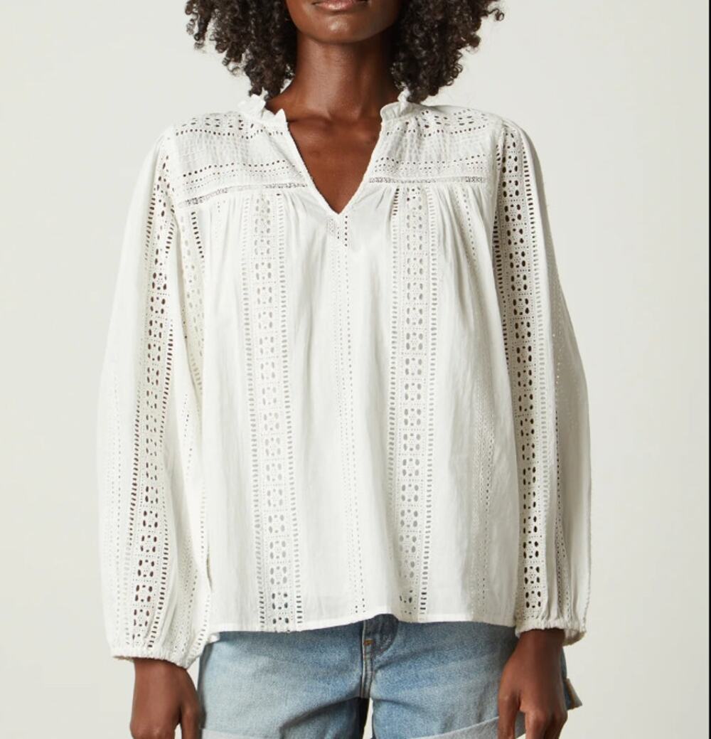 VELVET Graham & Spencer Jordyn White Eyelet Lace Top XS Boho Cottage Long Sleeve